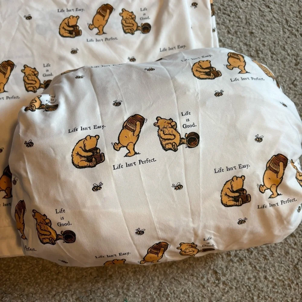 Disney Winnie the Pooh Sheet Set Berkshire Blanket Life is Good Twin Classic